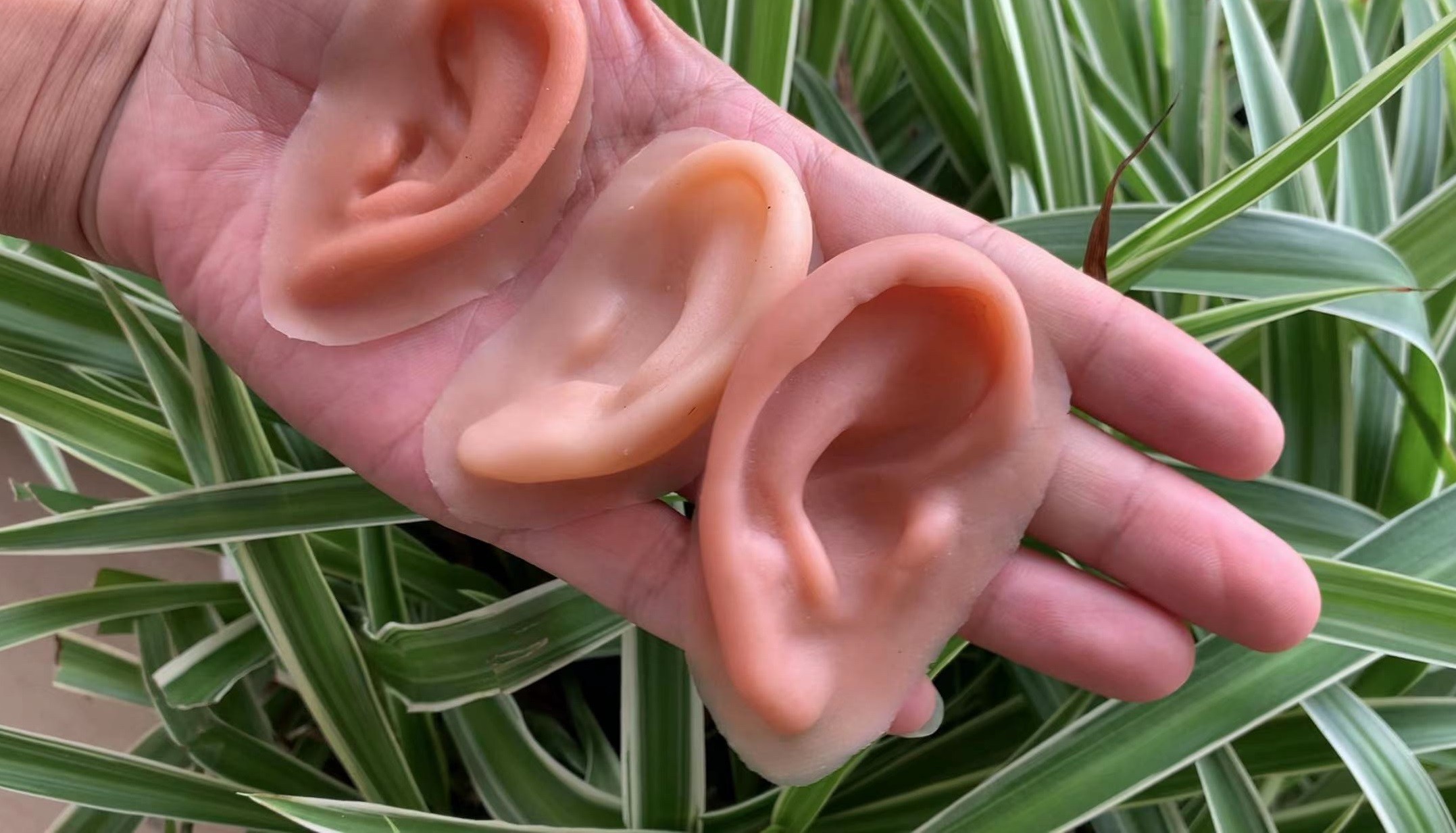 人體硅膠原料什么硬度比較好？